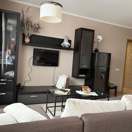 Fresh&Cozy Apartment, Parking Free, 15 Min Walk To Center Riga Exterior photo